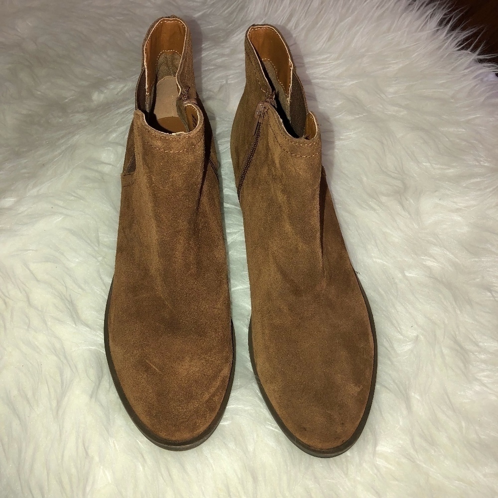 NWOT KENSIE Cognac Suede Side Zipper Ankle Boots Sz 10